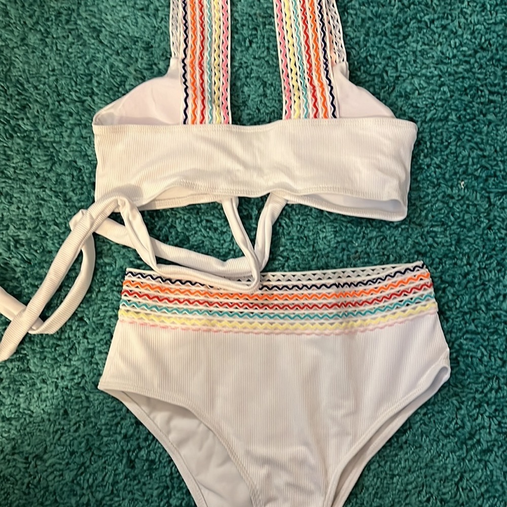 Shein two piece swimsuit, new size medium - Picture 3 of 3